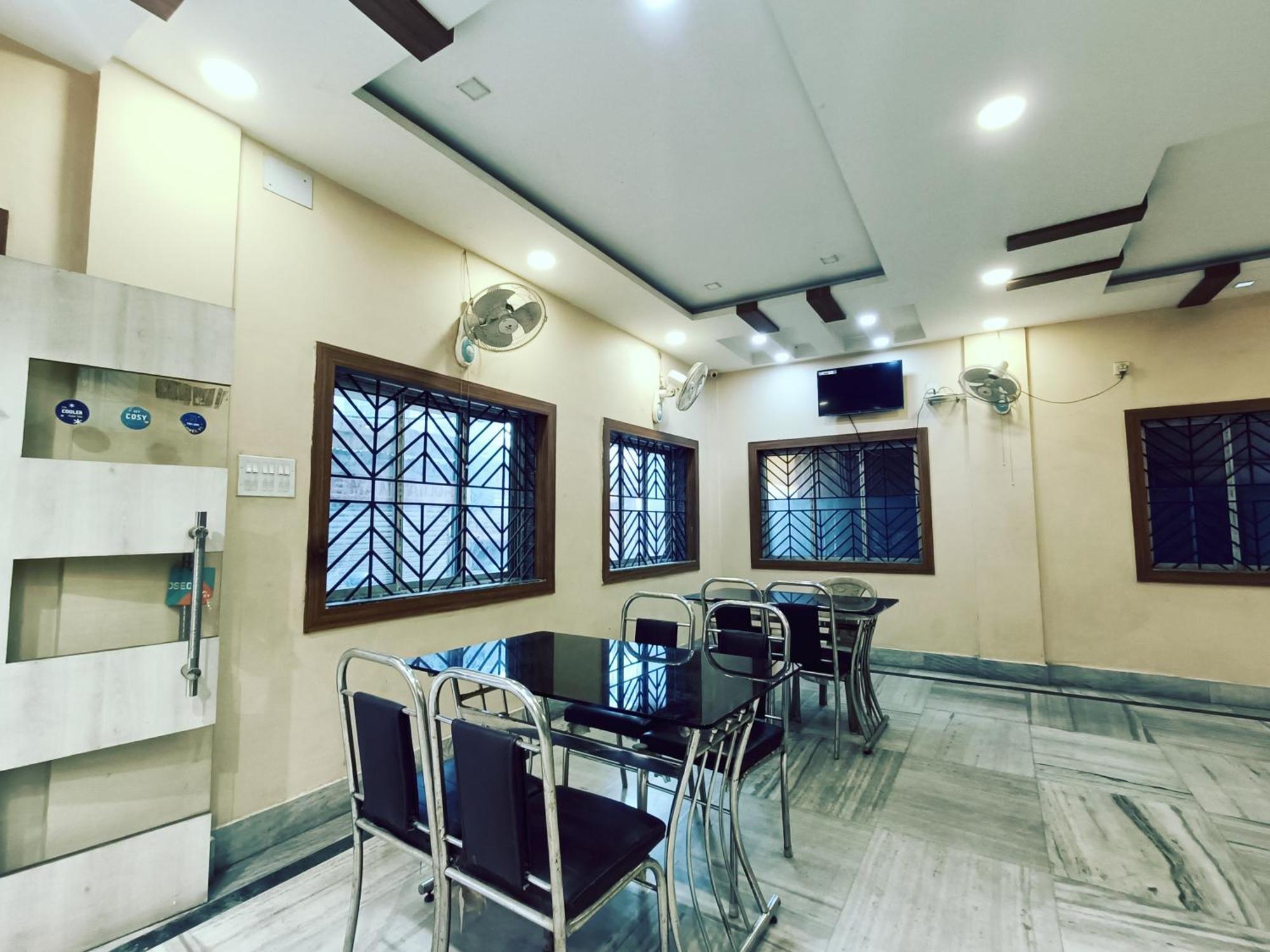ホテル Jo'Stel Amber Durgāpur エクステリア 写真